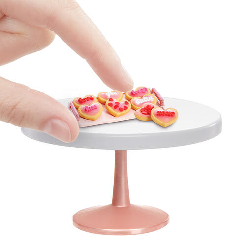 Mga's Miniverse Make It Mini Diner Valentine's Day Series Mini Collectibles - Assorted