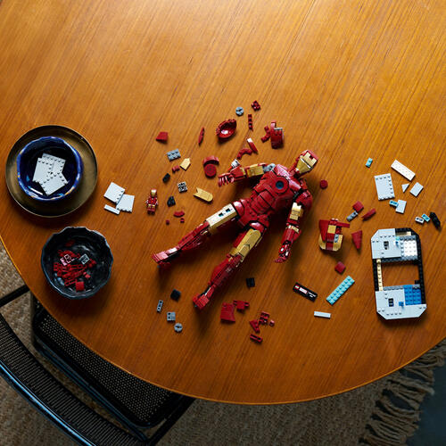 LEGO Marvel Iron Man Mark 3 Collectors&rsquo; Edition 76344