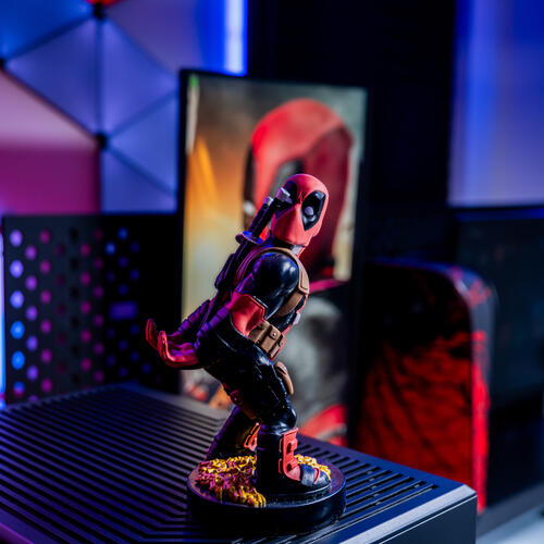 Marvel Deadpool (Bringing Up The Rear) Phone & Controller Holder