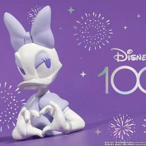 Soap Studio Figure - Disney100 Donald Duck and Daisy Duck Love Hand Mini Bust 