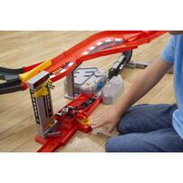Hot Wheels Racing Formula 1 Downhill Circuit Race With 3 F1 Die-Cast Toy Cars In 1:64 Scale
