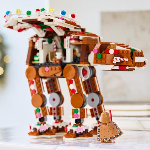 (Pre-order) Lego Star Wars Gingerbread At-At Walker, Christmas Craft Building Set 40806 (Expected September 2026)