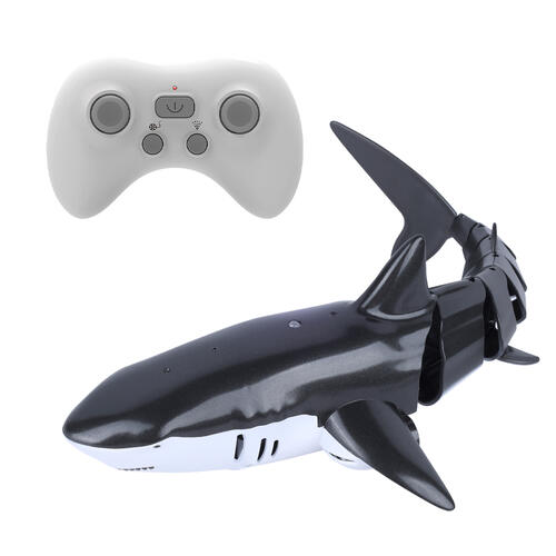 playpop Remote Control Water-Spraying Shark