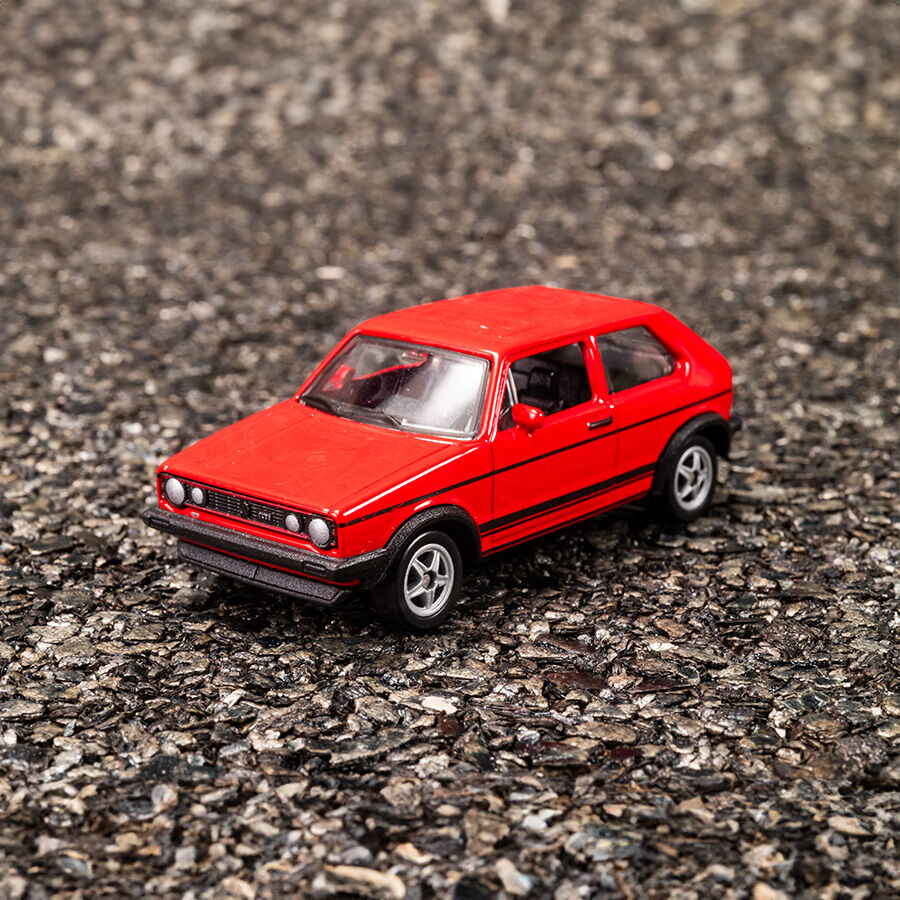 playpop 1:60 Diecast Car Volkswagen Golf I GTI | Toys”R”Us – Singapore