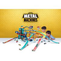 Zuru Metal Machines Gorilla Rampage Garage Playset