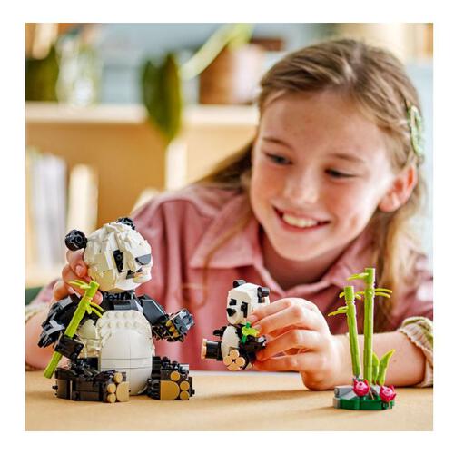 LEGO Creator Wild Animals: Panda Family 31165 