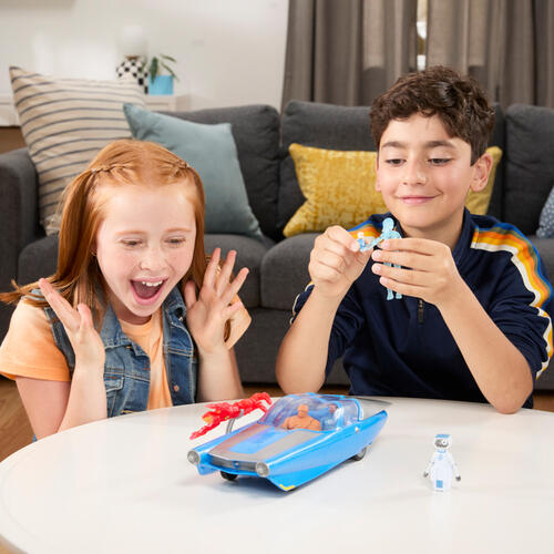 Marvel Studios The Fantastic Four Epic World of Action Hover &amp; Cruise Fantasticar