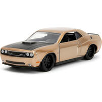 Jada 1/32 Pink Slips 2012 Dodge Challenger SRT8 Diecast Car