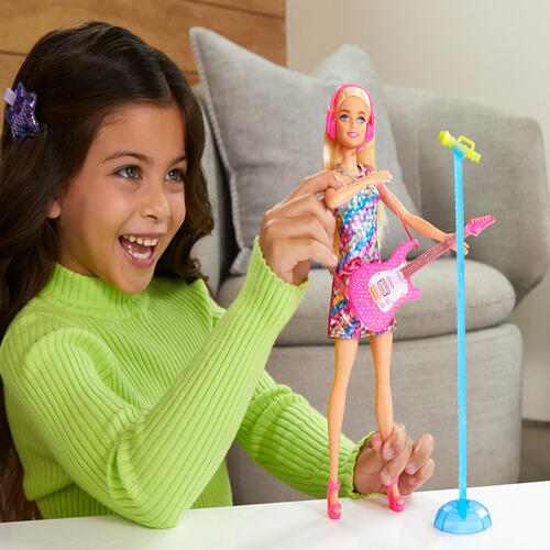 Barbie Malibu Roberts Doll