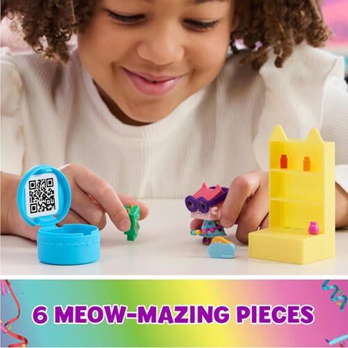 Gabby's Dollhouse, Celebration Series Baby Box Cat Bobble Figure with Dollhouse Furniture and Accessories
