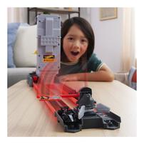 Hot Wheels Racing Formula 1 Grid Start Track Set & 2 Die-Cast F1 Cars In 1:64 Scale