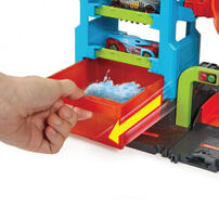 Hot Wheels Mega Tower Car Wash