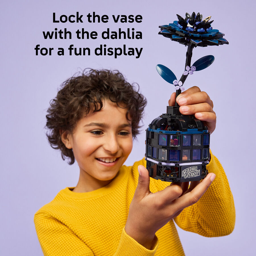 LEGO Wednesday Black Dahlia Flower 76784 | Toys”R”Us – Singapore