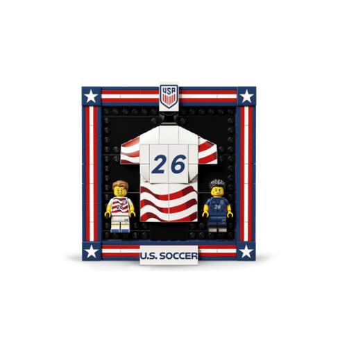 LEGO Editions Football 2026 U.S. Soccer National Team Jersey 43033