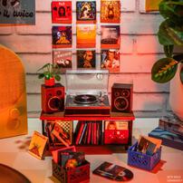 (Pre-order) MGA's Miniverse Real Music Vinyl - Mini Playable Vinyl Records - Assorted (Estimated August 2026)