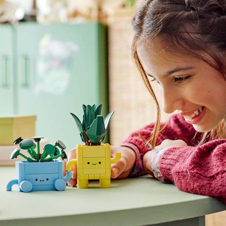 LEGO Botanicals Happy Plants 10349 | Toys”R”Us – Singapore