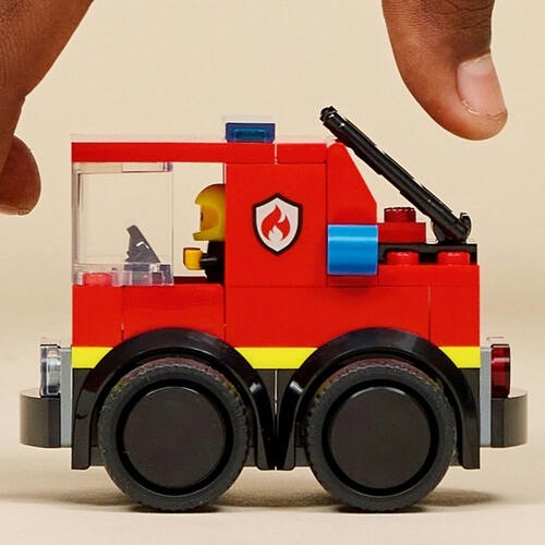 LEGO City Rides &ndash; Fire Truck 60482