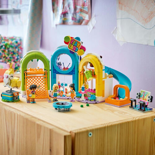 LEGO Friends Fun Indoor Playground 42686