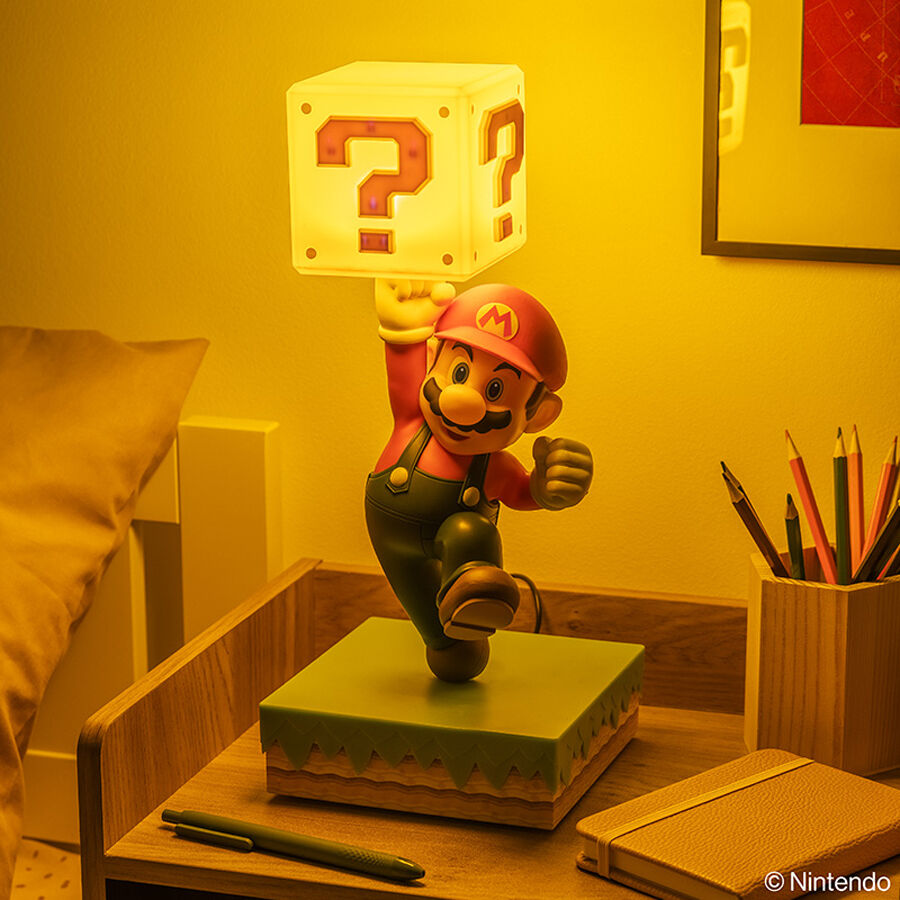 Paladone Super Mario Mario Diorama Light | Toys”R”Us – Singapore