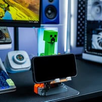 Minecraft Creeper Cable Guy R.E.S.T Phone / Controller Stand