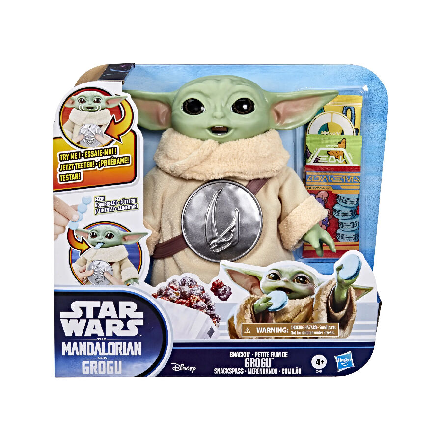 Star Wars The Mandalorian and Grogu Snackin' Grogu | Toys”R”Us