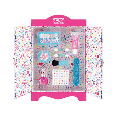 Graffiti Makeup Wardrobe