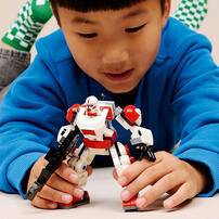 LEGO Star Wars Clone Shock Trooper Mech 75448