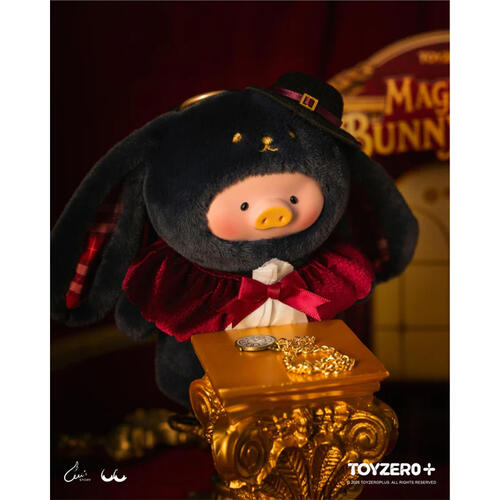 Lulu The Piggy Vinyl Face Plush Keychain (Magician Bunny LuLu Version)